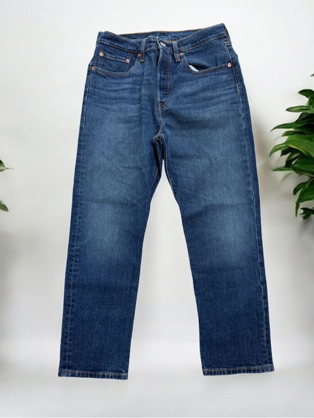 Levi’s 501 Buttonfly Straihht Leg Jeans Size 27